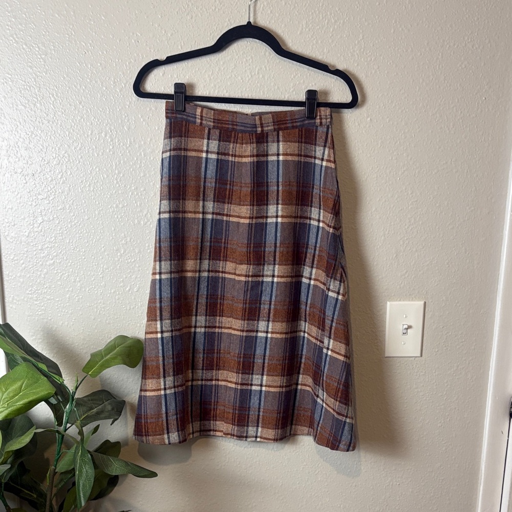 Vintage Plaid Skirt in Blue and Brown Plaid
